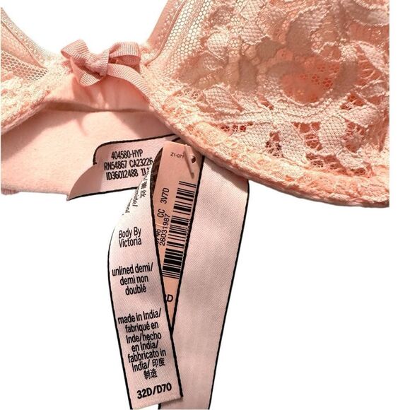 'Victoria's Secret Unlined Bra color Pink / Peach 
Lace bra - Picture 6 of 12